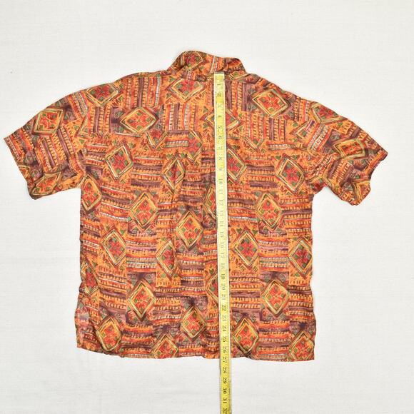 Kithie Lee Women's Button Up Top Short Sleeve Geometric Silk Multicolor Size M - Picture 5 of 8